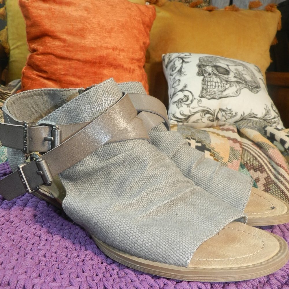 Blowfish Womens Distressed Dark Tan Greyish Covered Summer Sandals Size 6 1/2